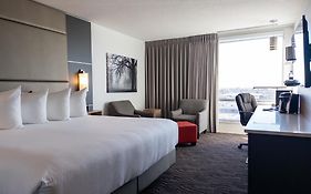 Carriage House Inn